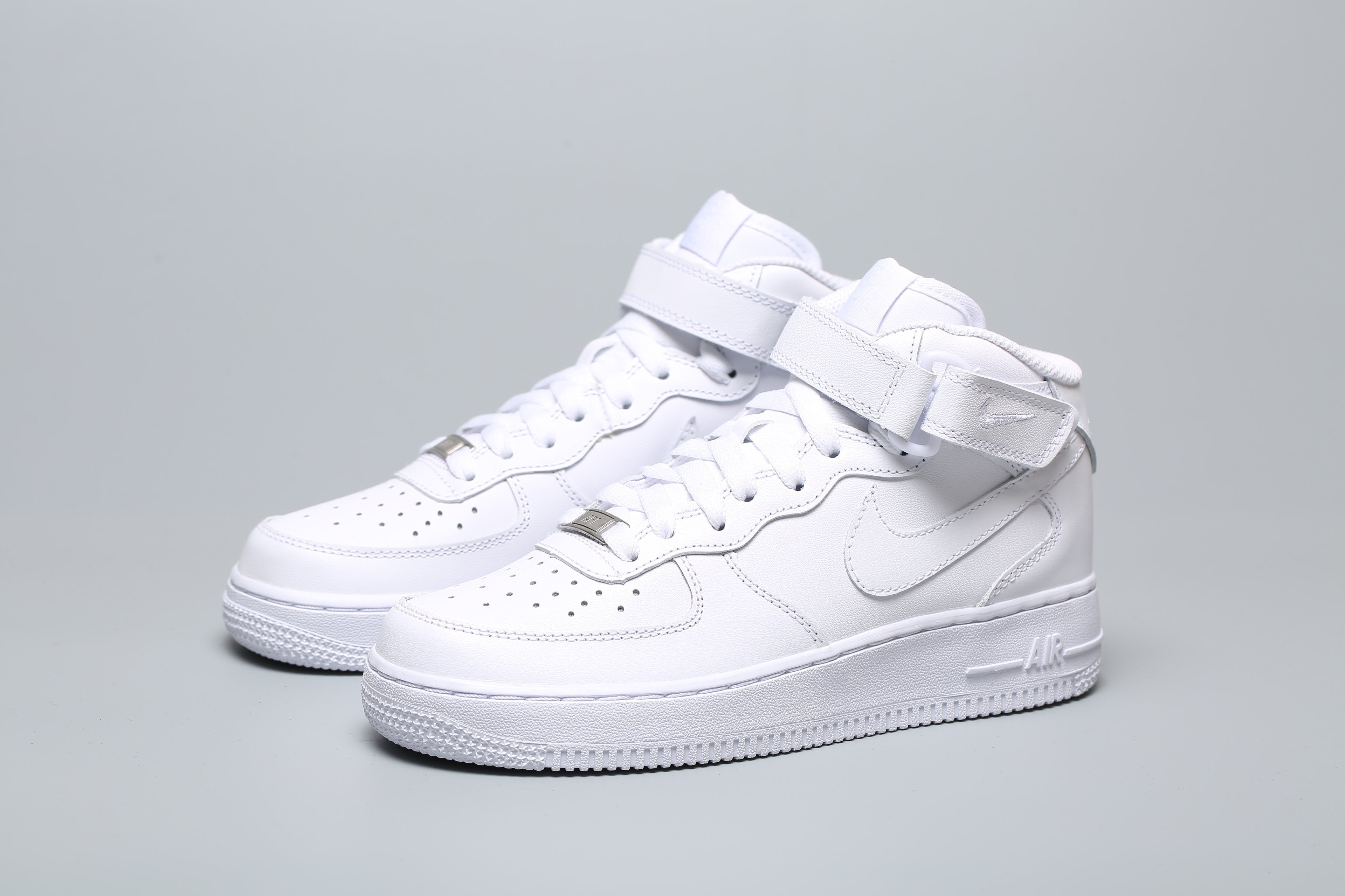 Air Force 1 Mid All White AF1