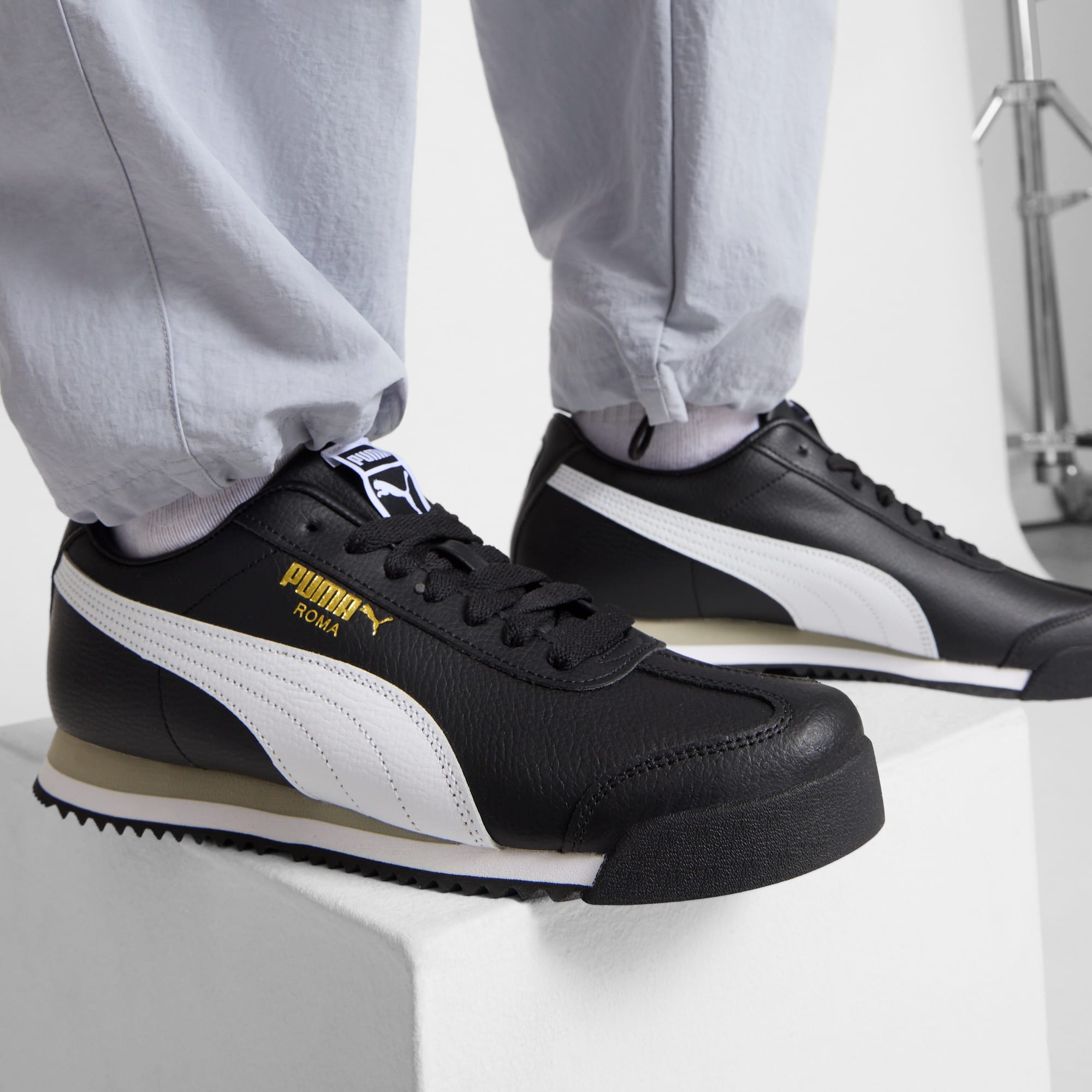 Roma 24 Sneakers