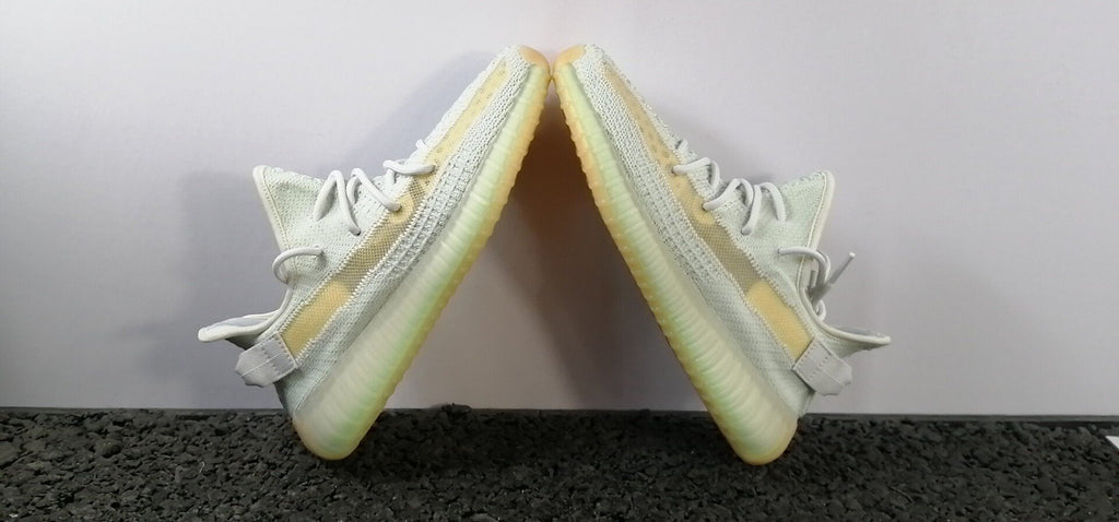 Yeezy Boost 350 V2 Hyperspace YZ350