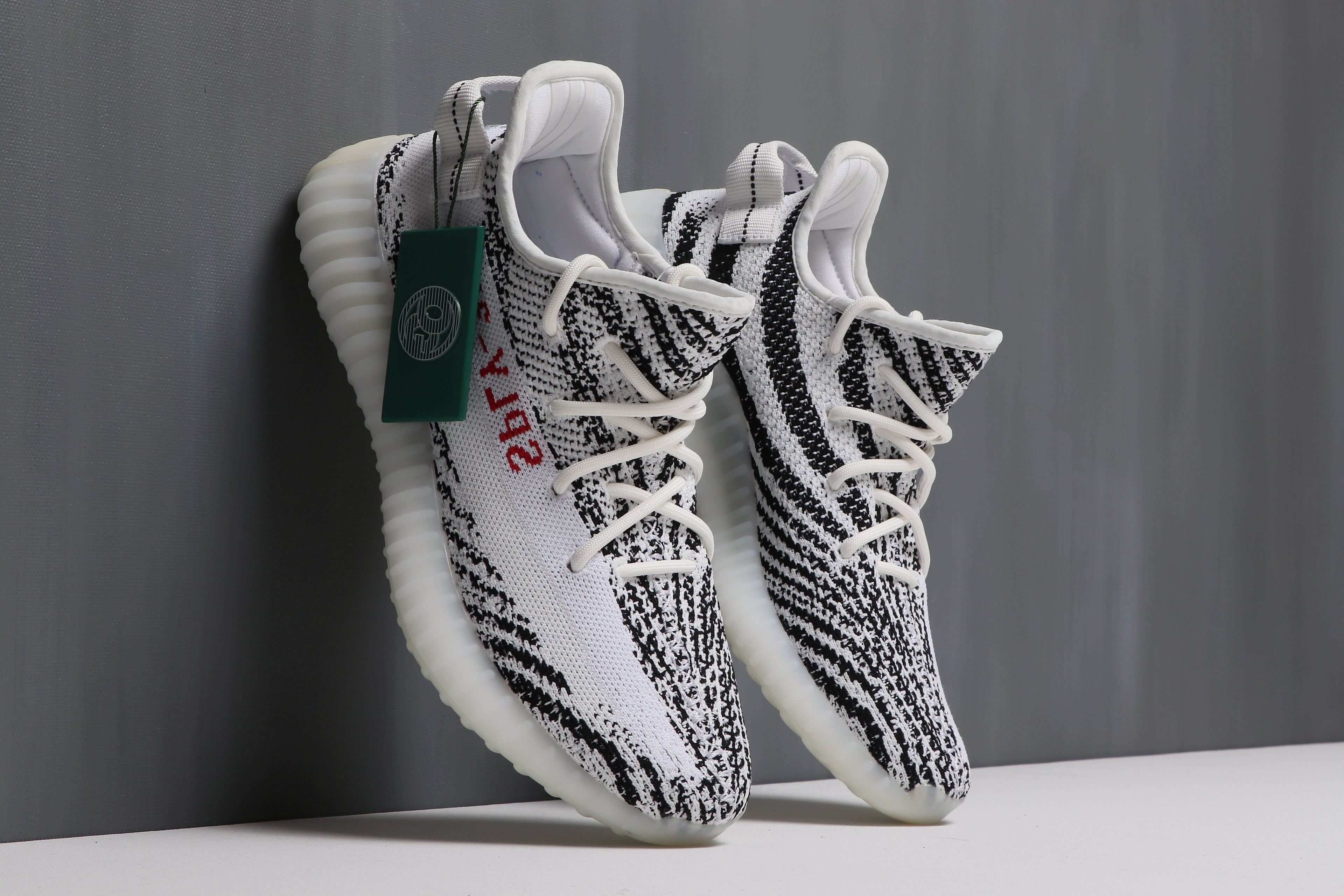 Yeezy Boost 350 V2 Zebra YZ350